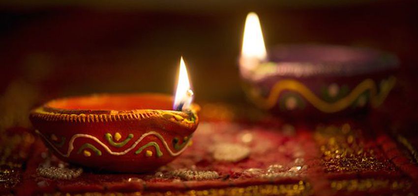 Best Place to Light a Lamp this Diwali According to Astrology