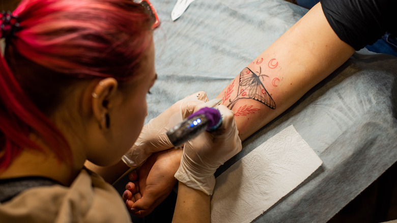 How Tattoo Studio Software Make First Time Client Permanent?