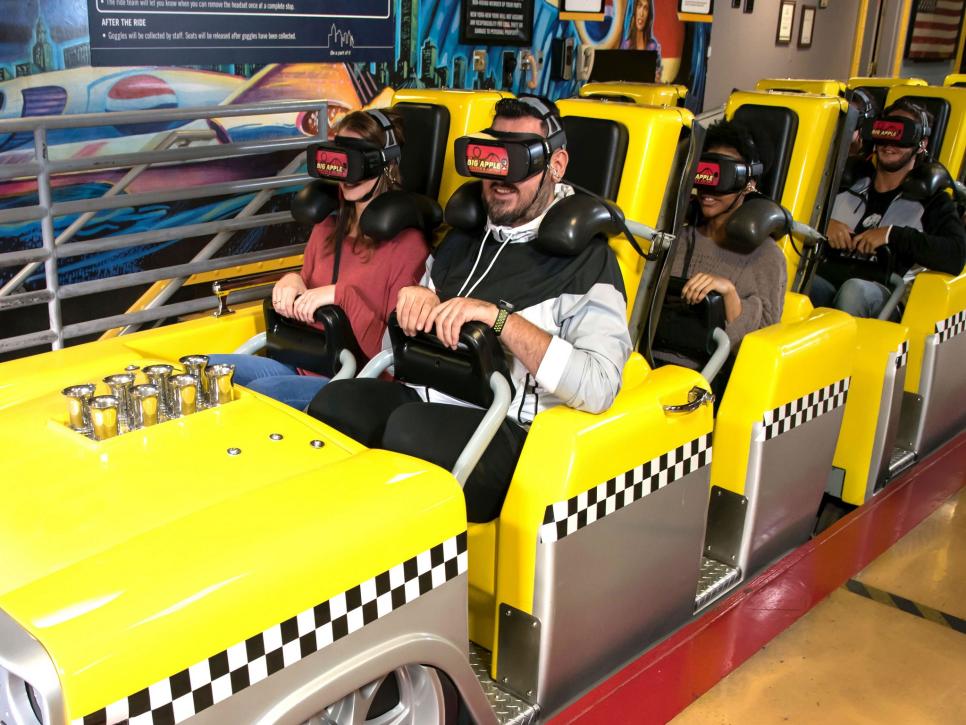 Why is VR Becoming Important for Amusement Parks?