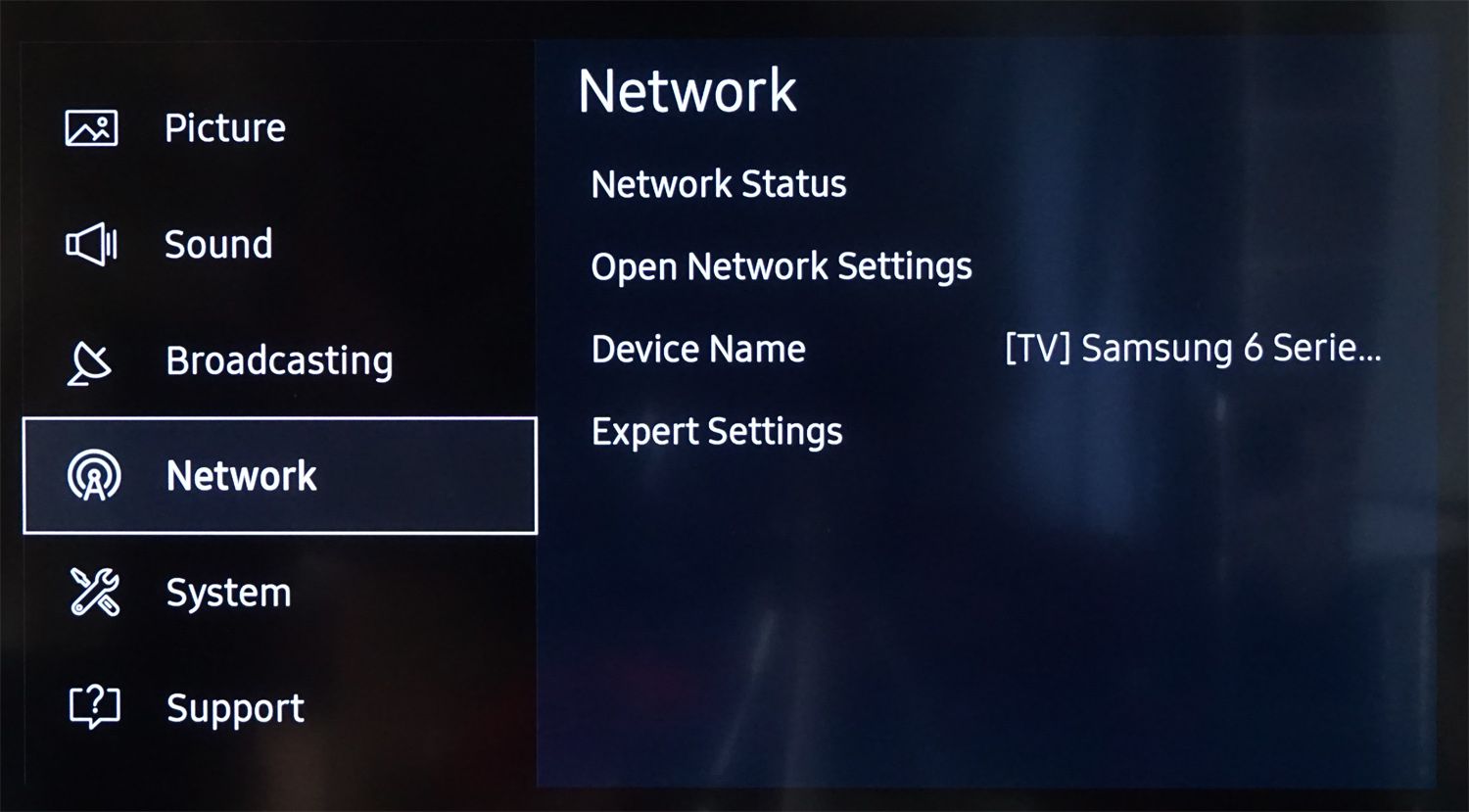 connect Smart TV to the Internet by WiFi
